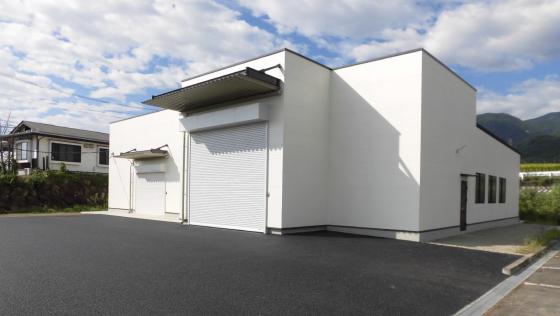 プレハブ倉庫の写真